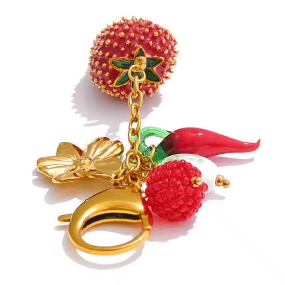 Strawberry Charm 18K Gold Stainless Steel Waterproof Keychain - Picture 5 of 7